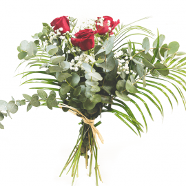 Trío de rosas rojas